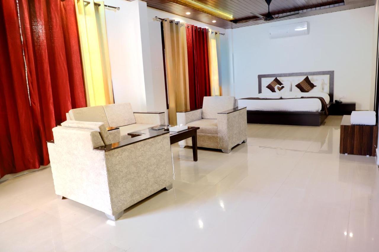 Skywood Resort Shoghi Shogi Zewnętrze zdjęcie