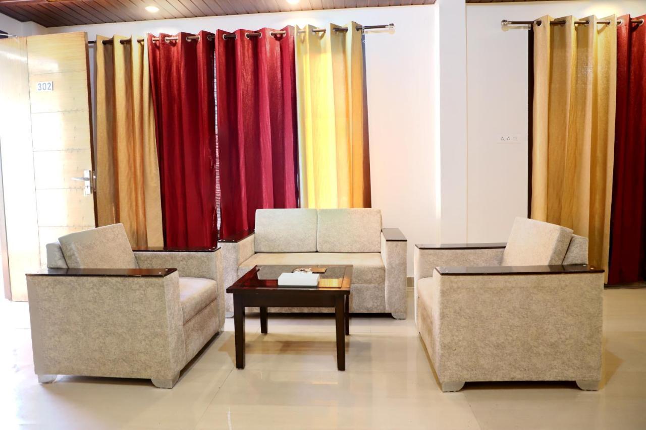 Skywood Resort Shoghi Shogi Zewnętrze zdjęcie