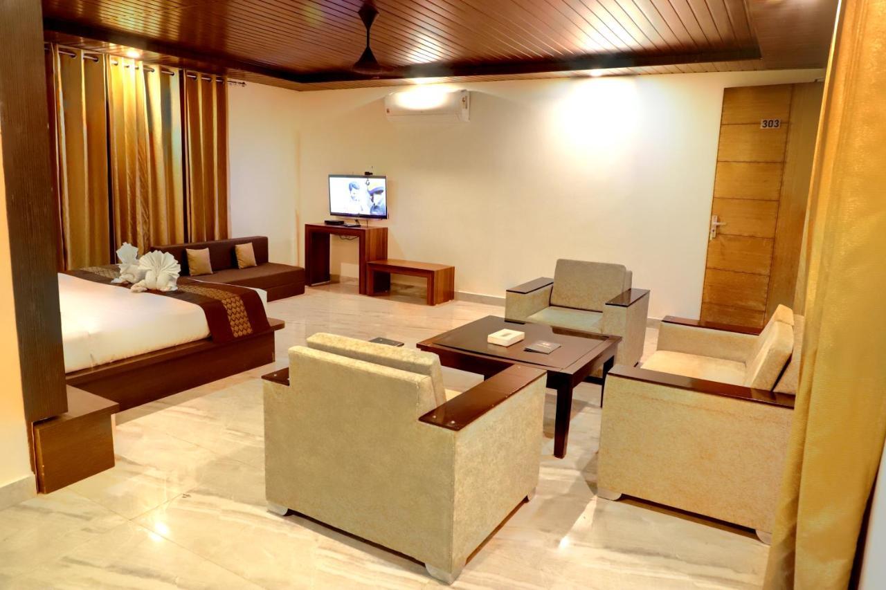 Skywood Resort Shoghi Shogi Zewnętrze zdjęcie